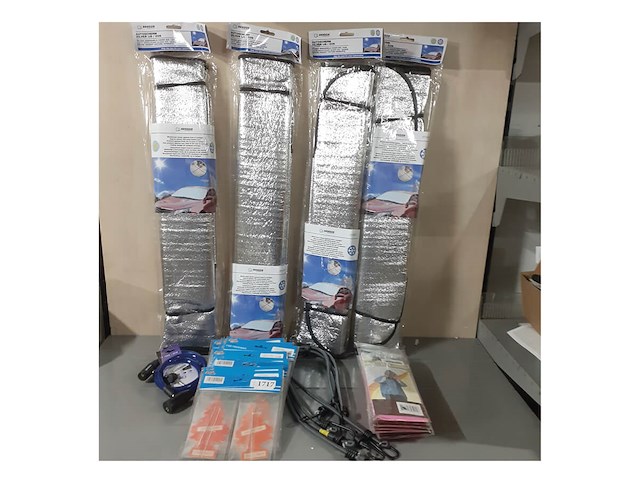 Auto vorstschermen, geurhangersen divers(d1717) - afbeelding 1 van  3