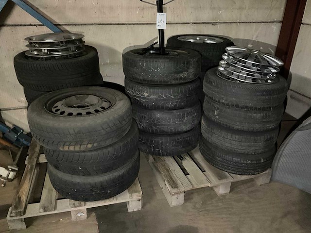 Autoband op velg (18x) - afbeelding 1 van  3