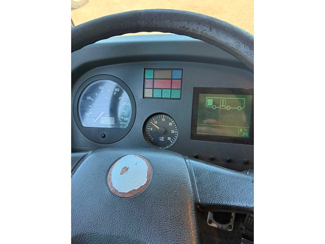 Autobus - afbeelding 18 van  37