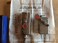 Autoknips - afbeelding 2 van  2