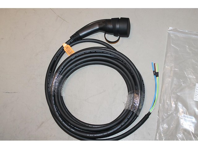 Autolaadkabel / aansluitkabel type 2. 10m 3x6mm2. - afbeelding 2 van  2