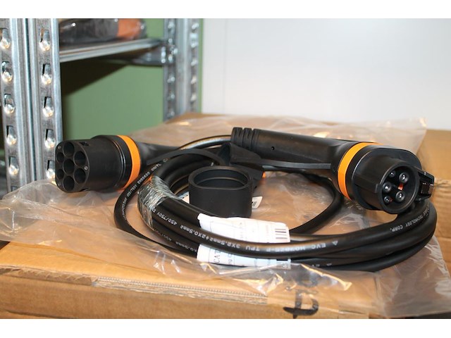 Autolaadkabel / koppelkabel type 1 - type 2. 6m 3x2,5 mm2. - afbeelding 2 van  2