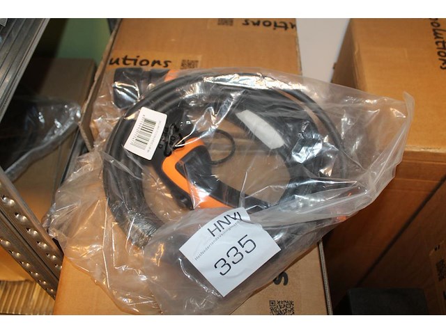 Autolaadkabel / koppelkabel type 1 - type 2. 8m 3x2,5 mm2. - afbeelding 1 van  2