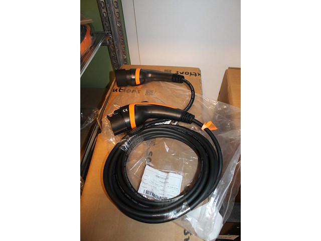 Autolaadkabel / koppelkabel type 1 - type 2. 8m 3x2,5 mm2. - afbeelding 2 van  2