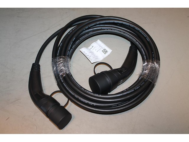 Autolaadkabel / koppelkabel type 2. 10m 3x6mm2. - afbeelding 1 van  2