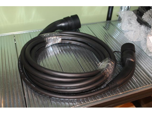 Autolaadkabel / koppelkabel type 2. 12m 5x6 mm2. - afbeelding 1 van  1