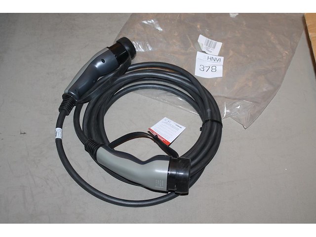 Autolaadkabel / koppelkabel type 2. 6m 3x6 mm2. - afbeelding 1 van  2