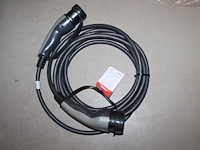 Autolaadkabel / koppelkabel type 2. 6m 3x6 mm2. - afbeelding 1 van  2