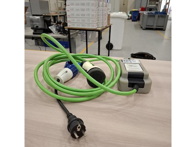 Autolaadstekker ratio electric - afbeelding 1 van  5