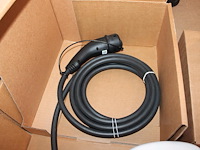 Autolader wallbox 2 white pulsar max met 5m laadkabel. nieuw in doos. - afbeelding 2 van  2