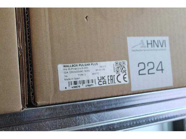 Autolader wallbox 2 white pulsar plus met 7m laadkabel. nieuw in doos. - afbeelding 2 van  3