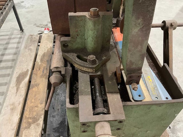 Automa - n 300 - beugelzaagmachine - afbeelding 7 van  8