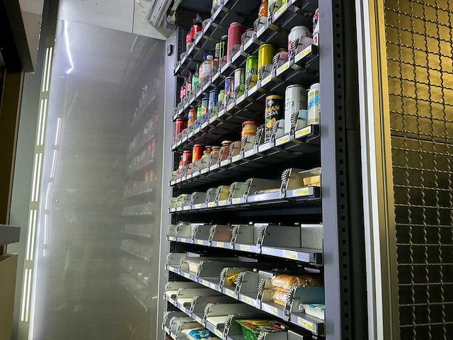 Automatenshop + koelcel - afbeelding 2 van  26