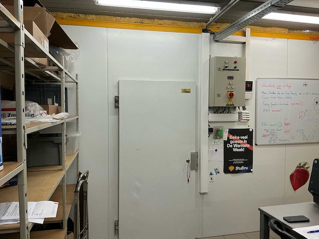 Automatenshop + koelcel - afbeelding 9 van  26