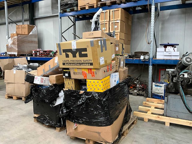 Automaterialen - afbeelding 1 van  8