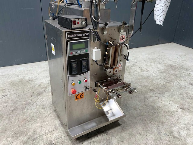 Automatic packing sachet vulmachine (c) - afbeelding 3 van  5