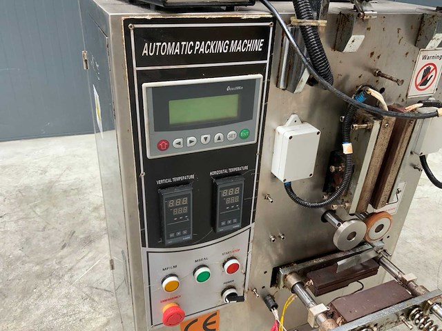 Automatic packing sachet vulmachine (c) - afbeelding 5 van  5