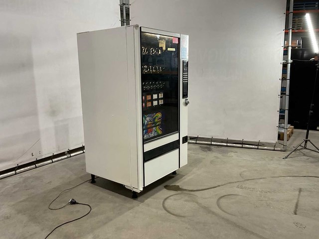 Automatic products - snoep en drankautomaat - afbeelding 8 van  15
