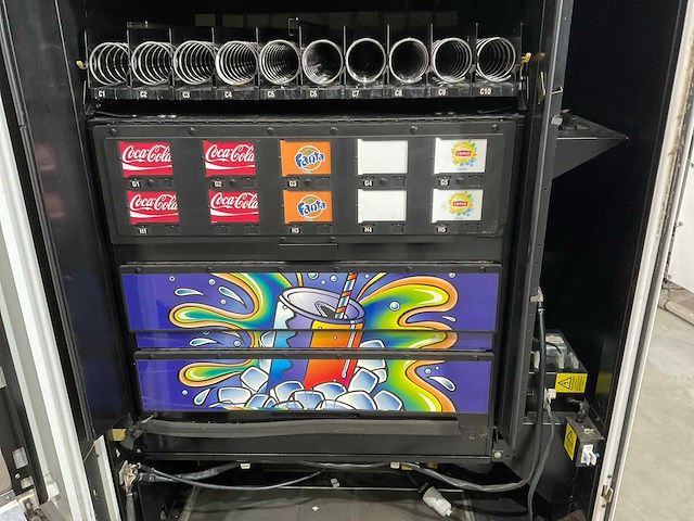 Automatic products snoep en drankautomaat - afbeelding 2 van  15