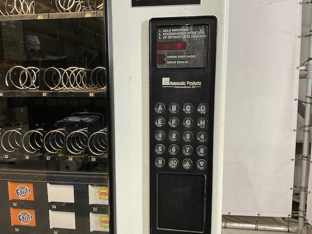 Automatic products snoep en drankautomaat - afbeelding 12 van  15