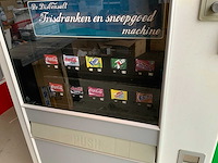 Automatic products verkoopautomaat snacks/frisdrank - afbeelding 4 van  5