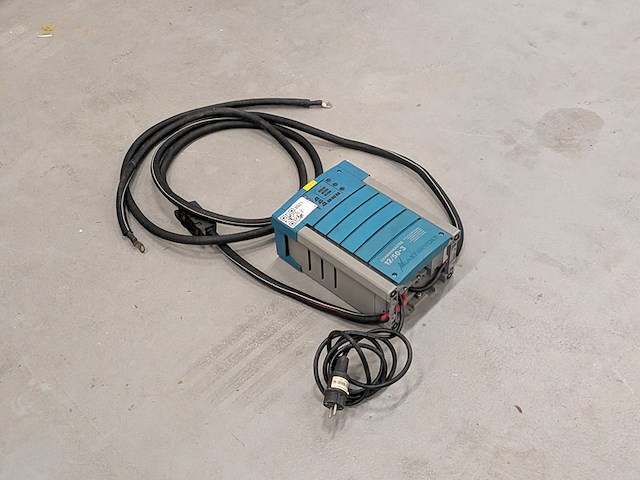 Automatische acculader, mastervolt, chargemaster 12/50-3 - afbeelding 3 van  13
