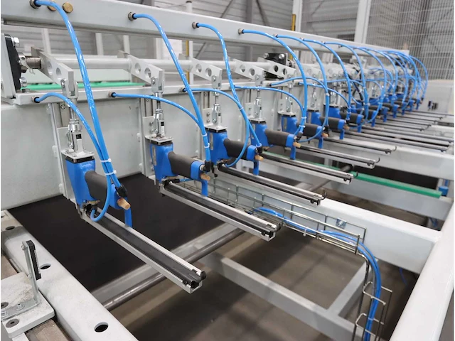 Automatische akoestisch paneel productie en verpakkingslijn - afbeelding 51 van  57