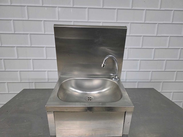 Automatische rvs spoelbak - afbeelding 1 van  4