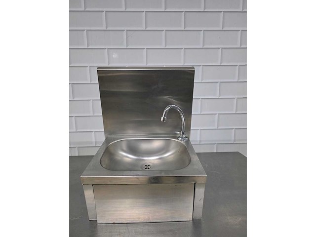 Automatische rvs spoelbak - afbeelding 2 van  4