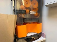 Automatische sinaasappelpers op verrijdbare kast - afbeelding 6 van  9