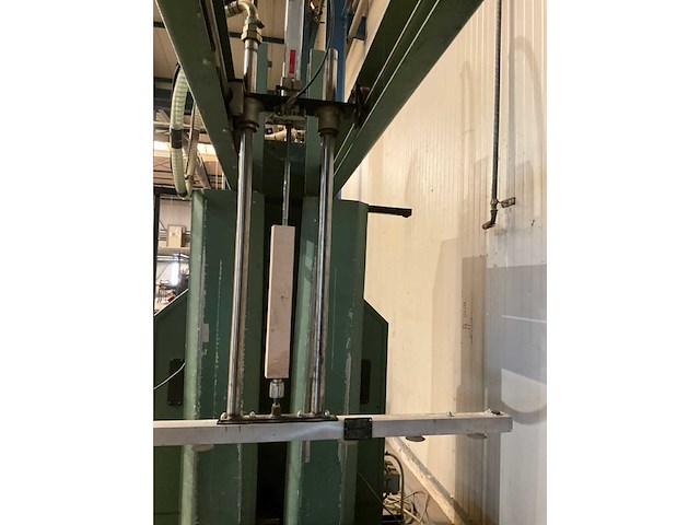 Automatische vacuümheffer v.v. zuignappenbalk 120x5cm, lengte meetsysteem, heftafel 1.000kg - afbeelding 7 van  8