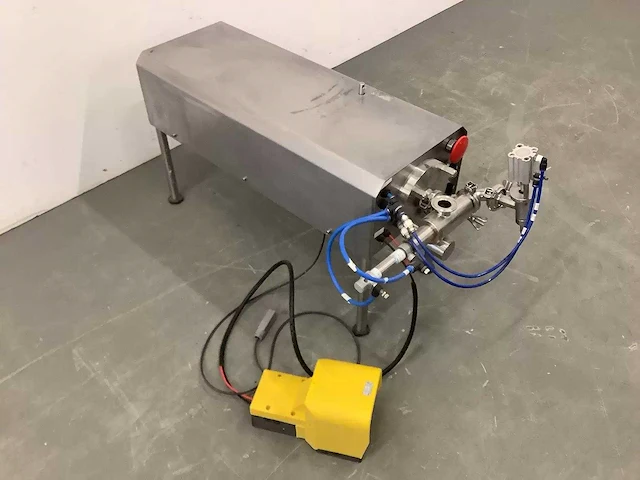 Automatische zuiger vulmachine - afbeelding 3 van  10
