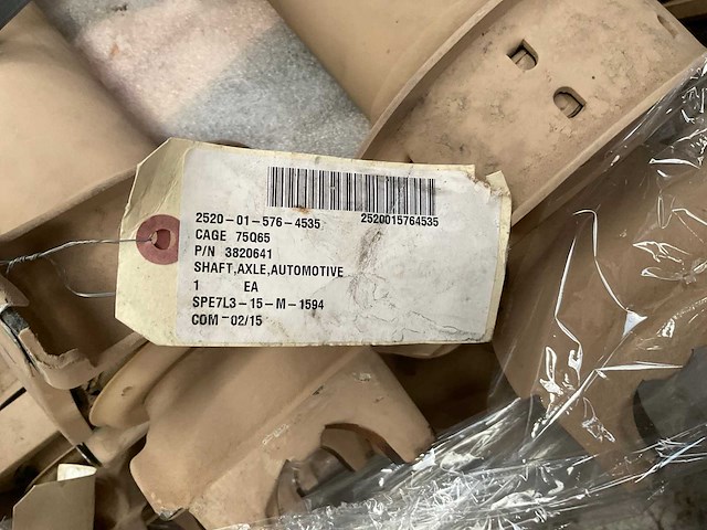 Automotive axle shaft (13x) - afbeelding 1 van  3