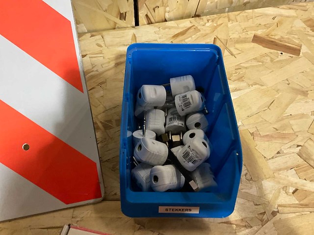 Automotive toebehoren - afbeelding 4 van  8