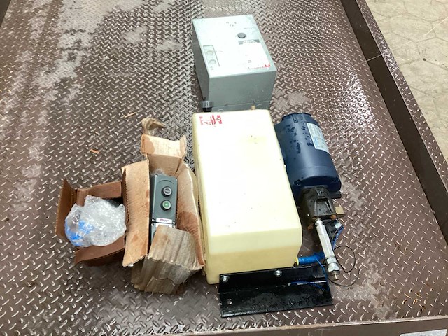 Autoquip heftafel - afbeelding 5 van  8