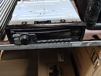 Autoradio met 2 grote versterkers en sub woofer - afbeelding 5 van  6
