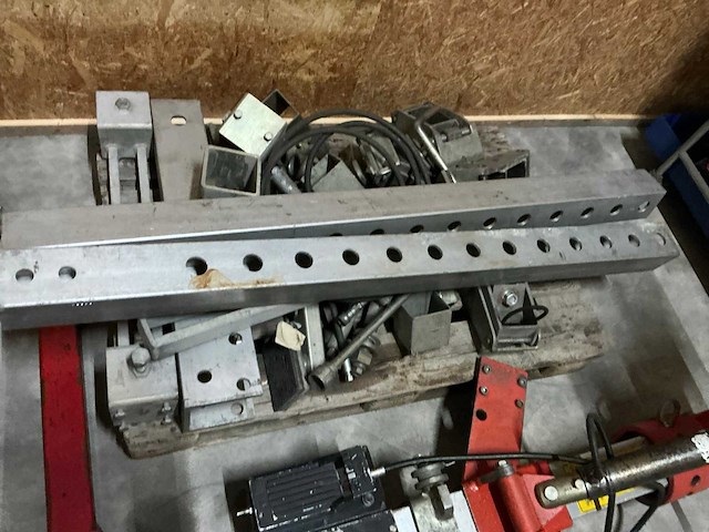 Autorobot xls-b richtbank - afbeelding 12 van  20
