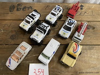 Auto's - afbeelding 1 van  3