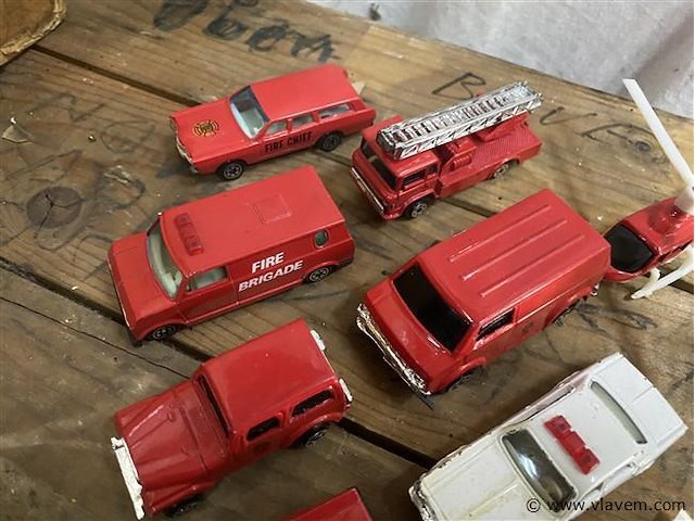 Auto's - afbeelding 2 van  4