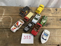 Auto's - afbeelding 1 van  3