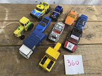 Auto's - afbeelding 1 van  3