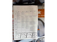Autosock sneeuwketting/socks partij van 284 stuks velg - afbeelding 2 van  28