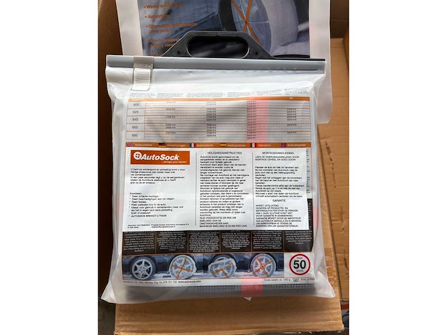 Autosock sneeuwketting/socks partij van 284 stuks velg - afbeelding 10 van  28