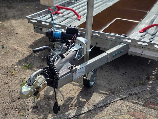 Autotransporter - luchtgeveerd unsiing - tohaco lookalike - 2024 - aanhangwagen - 2700kg - lier 2000 kg - afbeelding 14 van  19