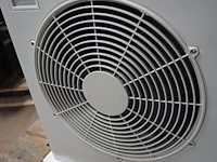 Aux - afbeelding 8 van  11