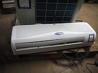 Aux - afbeelding 11 van  11