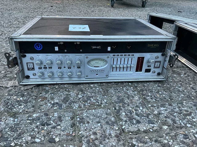 Avalon 747sp vacuüm tube equalizer versterker - afbeelding 2 van  3