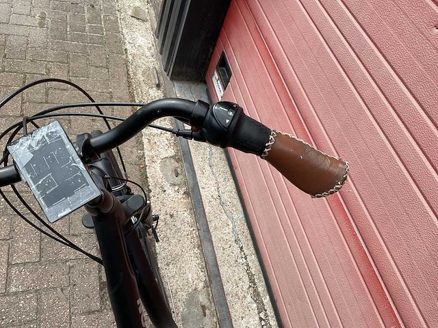Avalon sr suntour cr8 elektrische fiets - afbeelding 6 van  9