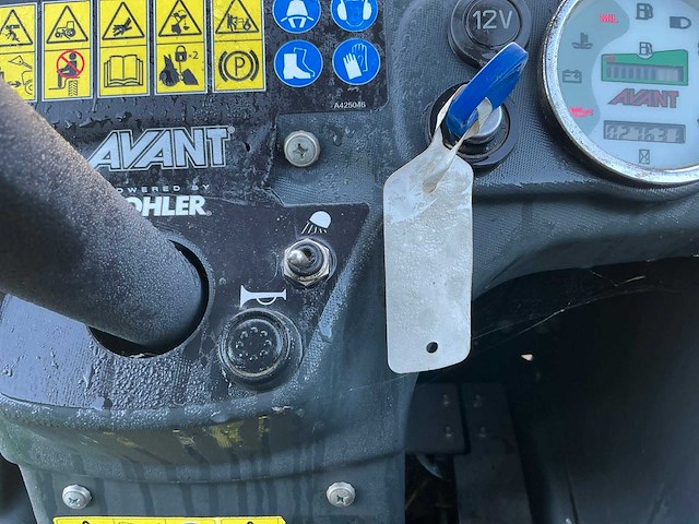 Avant 225 shovel - afbeelding 10 van  19