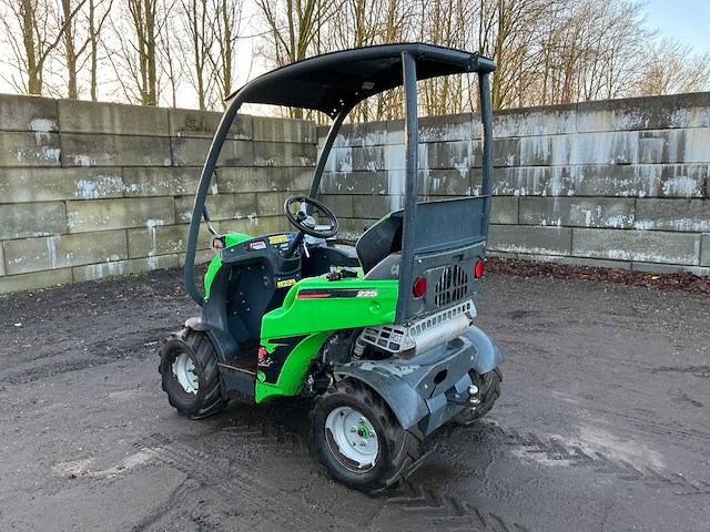 Avant 225 shovel - afbeelding 8 van  12